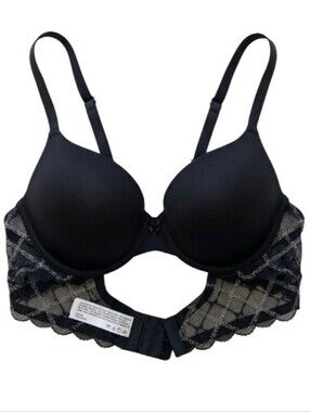 "Maidenform"  Black Lace Push-Up Bra - Size 38C